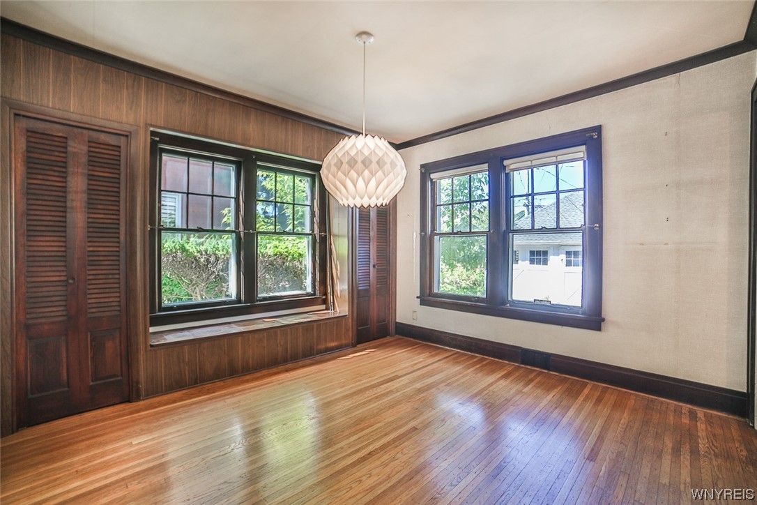 54 Niagara Falls Boulevard Buffalo, NY 14214 - Photo 14 of 42