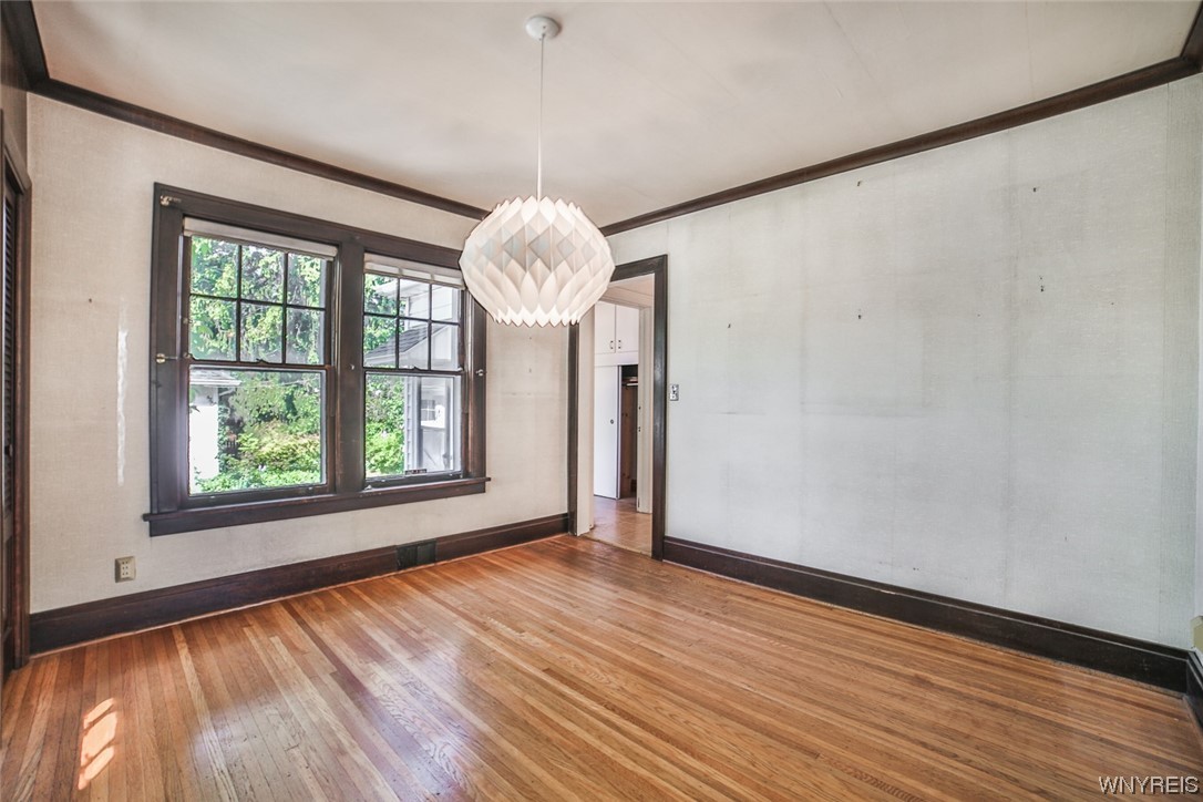 54 Niagara Falls Boulevard Buffalo, NY 14214 - Photo 16 of 42