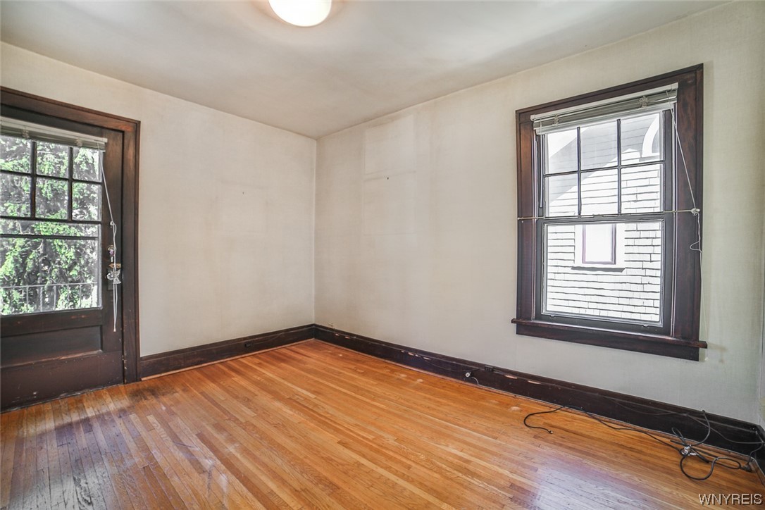 54 Niagara Falls Boulevard Buffalo, NY 14214 - Photo 27 of 42