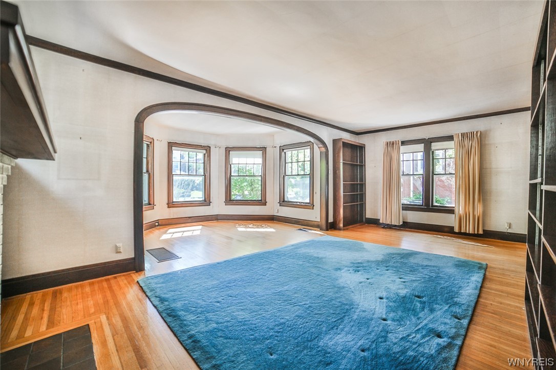 54 Niagara Falls Boulevard Buffalo, NY 14214 - Photo 7 of 42