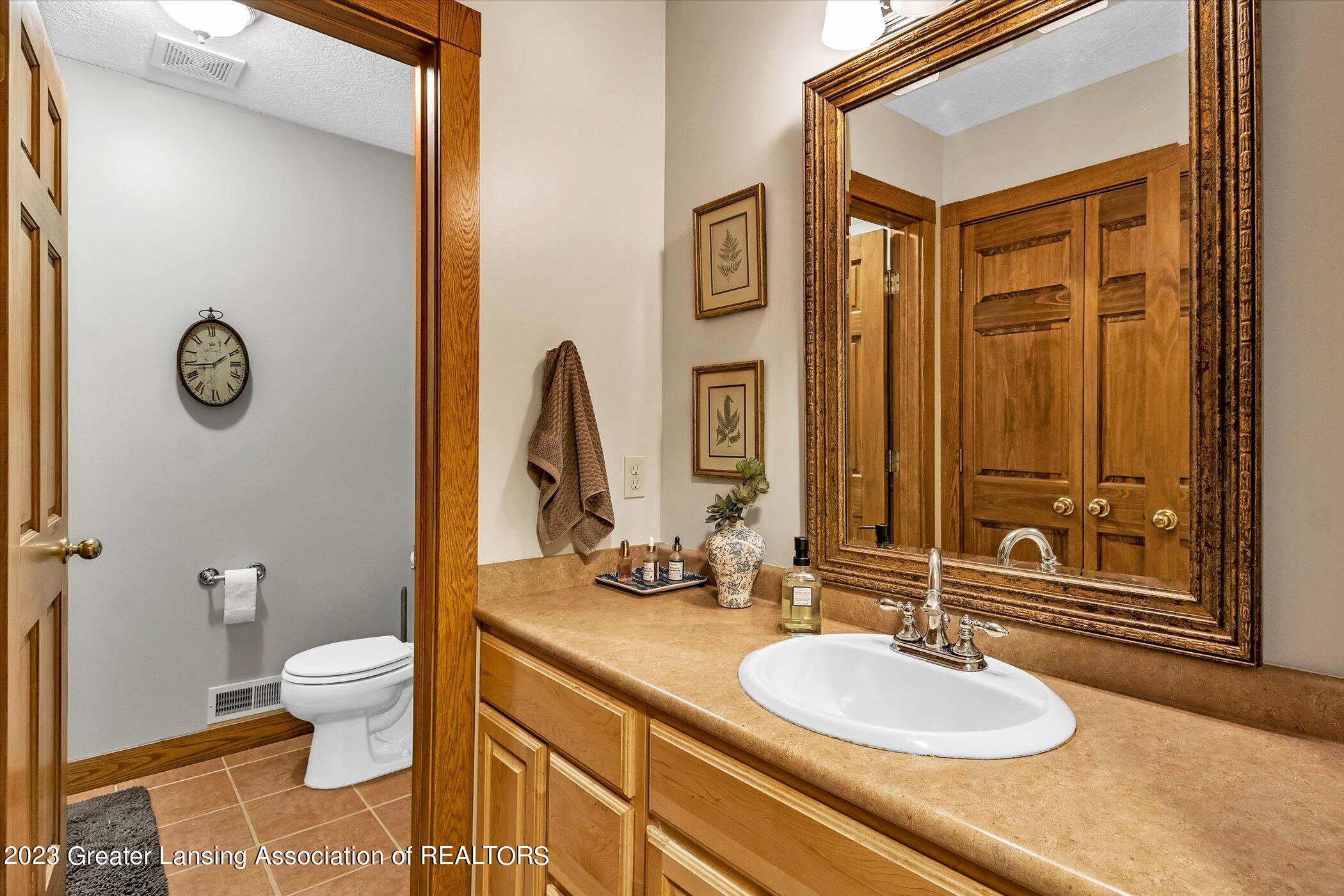 10555 South Wright Road Eagle, MI 48822 - Photo 45 of 126 045-10555-S-Wright-Rd-WindowStill-Real-E