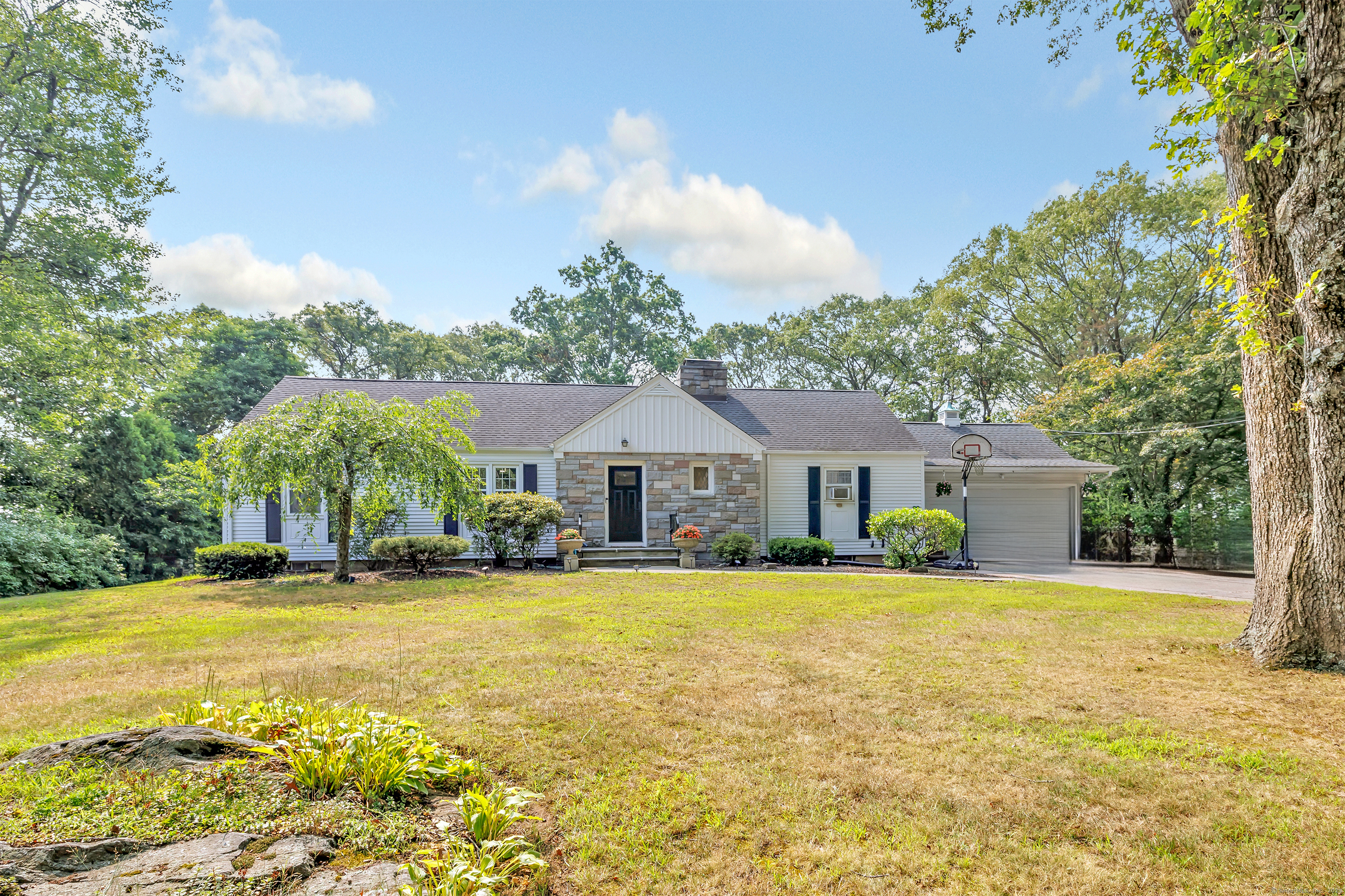 14 Hillcrest Road Trumbull, CT 06611 - Photo 1 of 1 Gallery Image 1