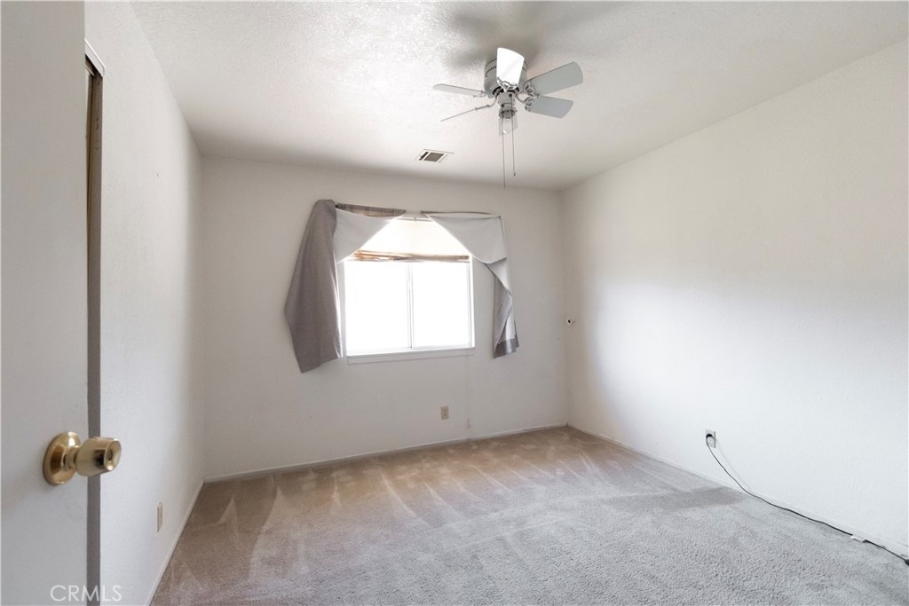 32303 Sapphire Road Lucerne Valley, CA 92356 - Photo 13 of 18