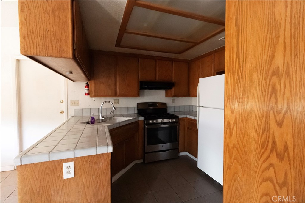 32303 Sapphire Road Lucerne Valley, CA 92356 - Photo 10 of 18