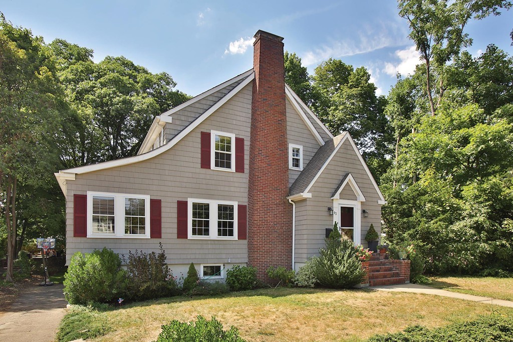93 Woodcliff Road Newton, MA 02461 - Photo 1 of 10