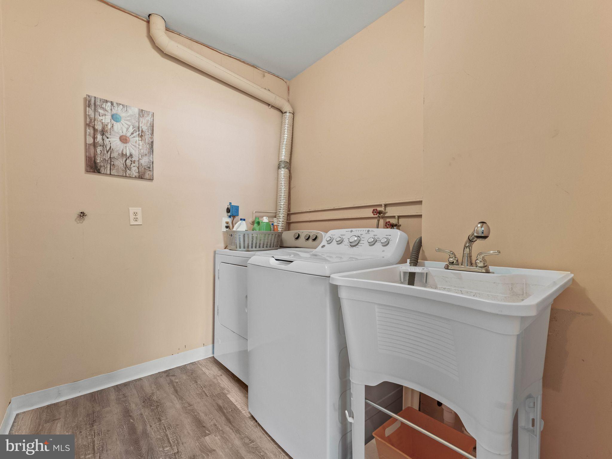 8 Chesterfield Road Sewell, NJ 08080 - Photo 21 of 57 Bright and functional laundry space.