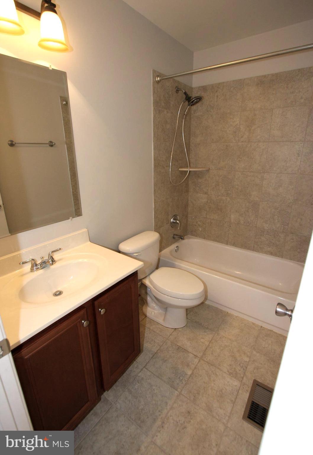 234 Carvel Road Pasadena, MD 21122 - Photo 18 of 30 Bath