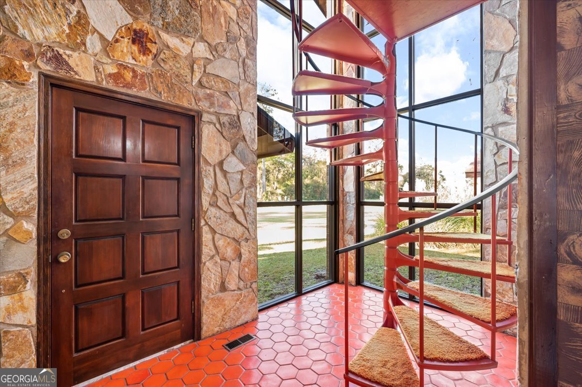 2066 Cherokee Street Waycross, GA 31503 - Photo 7 of 56