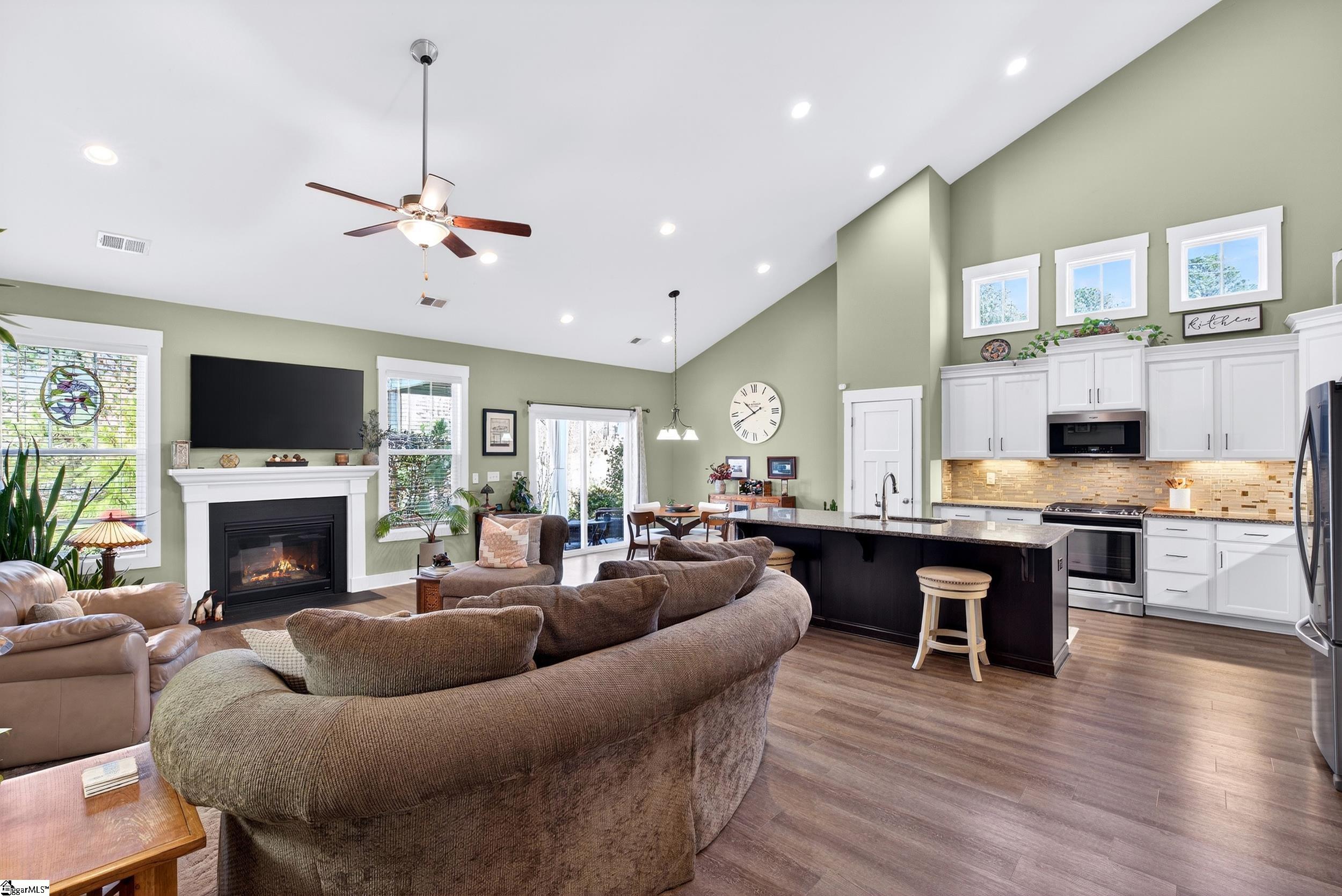 402 Vestry Place Moore, SC 29369 - Photo 12 of 50
