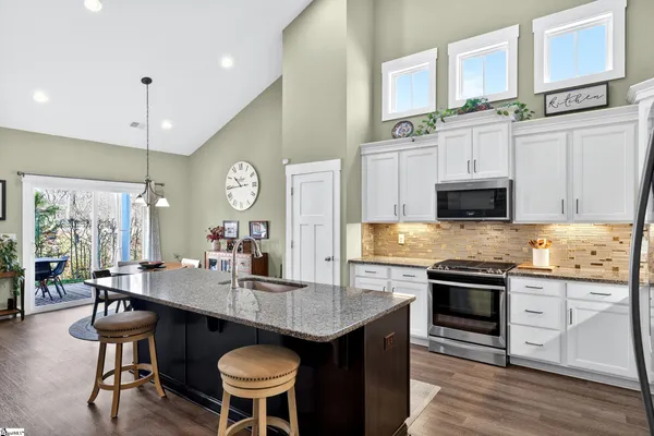 $375,000 | 402 Vestry Place, Moore, SC 29369