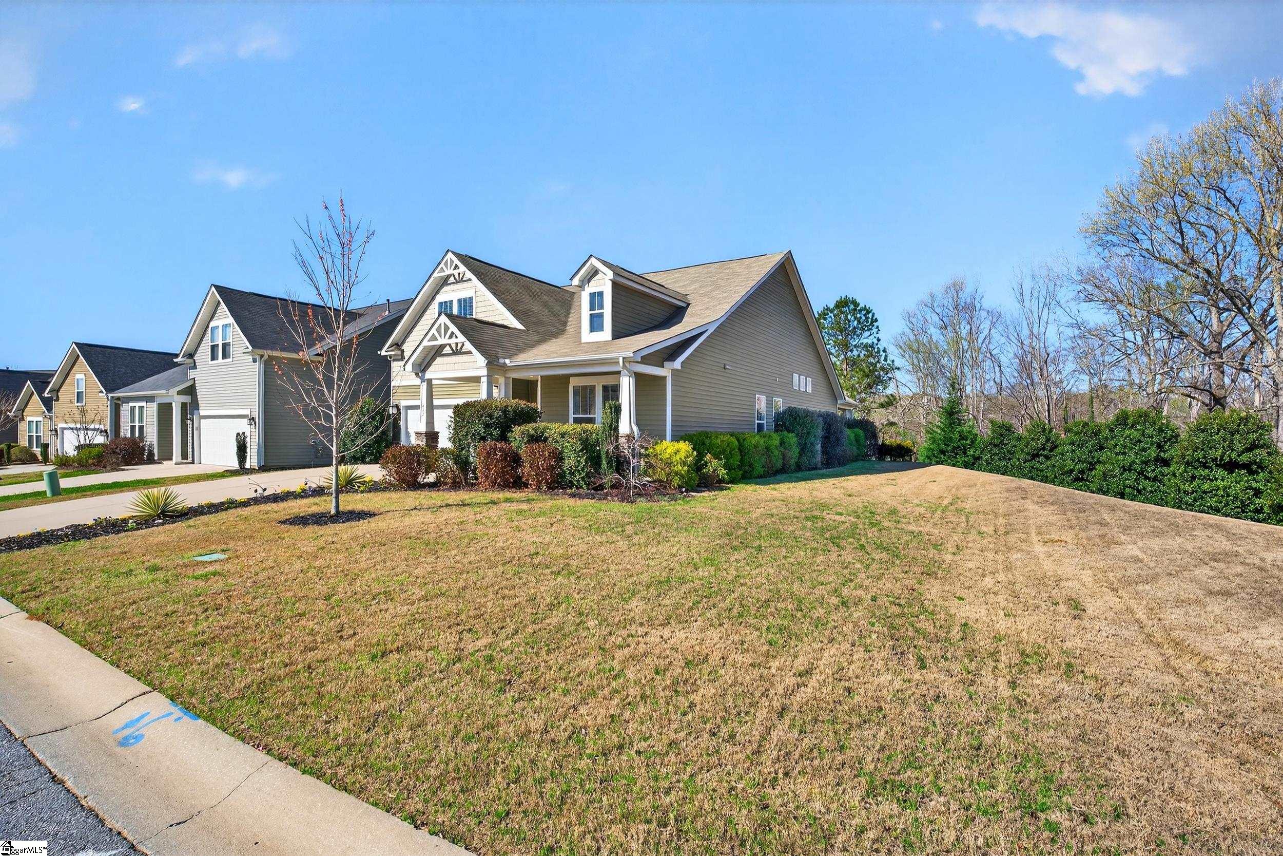 402 Vestry Place Moore, SC 29369 - Photo 3 of 50