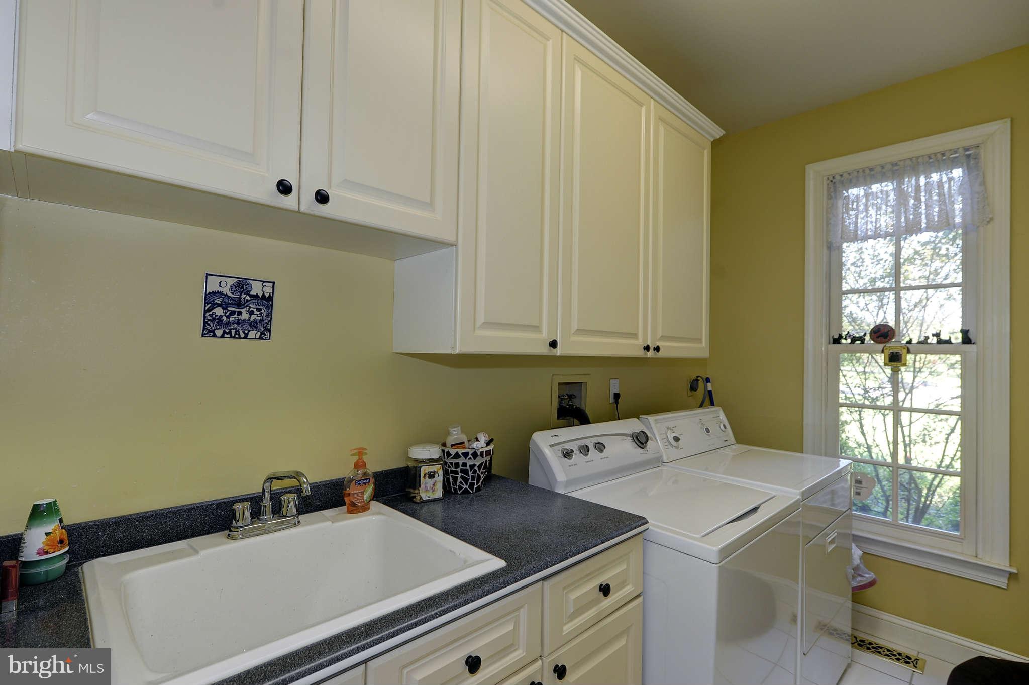831 Utterback Store Road Great Falls, VA 22066 - Photo 24 of 30 Interior (General)