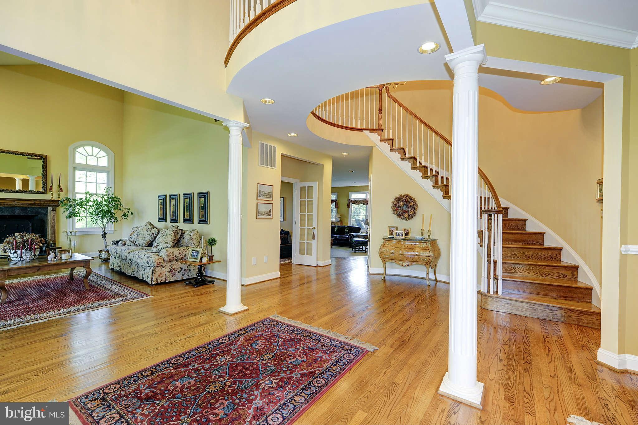 831 Utterback Store Road Great Falls, VA 22066 - Photo 6 of 30 Interior (General)