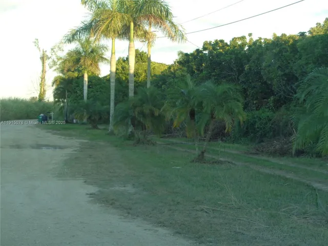 $3,990 | Everglades, Homestead, FL 33034