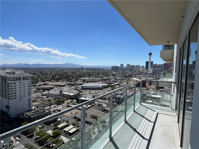 $3,000 | 200 Hoover Avenue, Unit 2009, Las Vegas, NV 89101