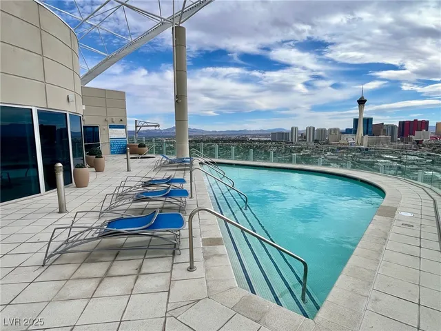 $3,000 | 200 Hoover Avenue, Unit 2009, Las Vegas, NV 89101