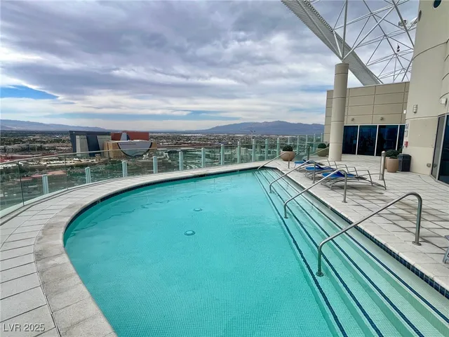 $3,000 | 200 Hoover Avenue, Unit 2009, Las Vegas, NV 89101