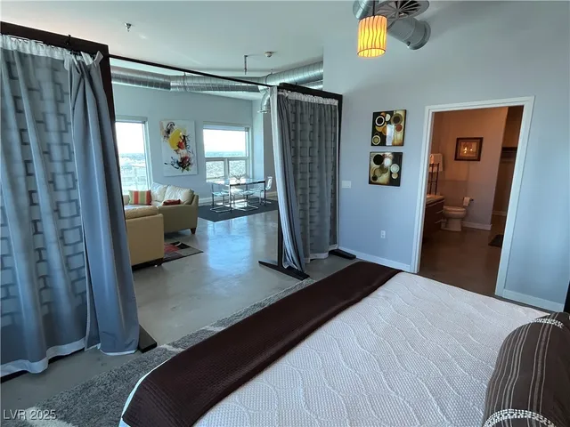 $3,000 | 200 Hoover Avenue, Unit 2009, Las Vegas, NV 89101