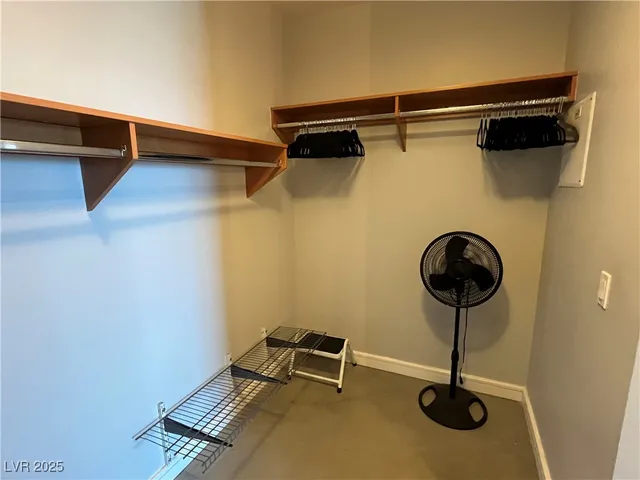 $3,000 | 200 Hoover Avenue, Unit 2009, Las Vegas, NV 89101