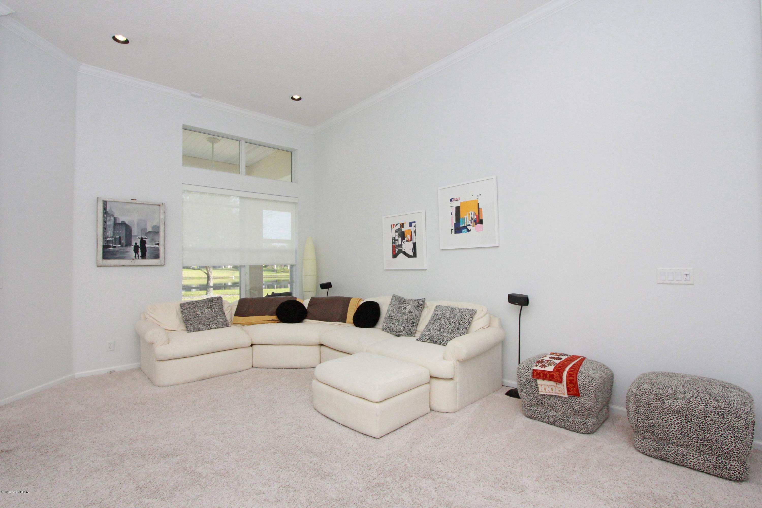 804 Ifield Road St. Augustine, FL 32095 - Photo 8 of 26 livingroom