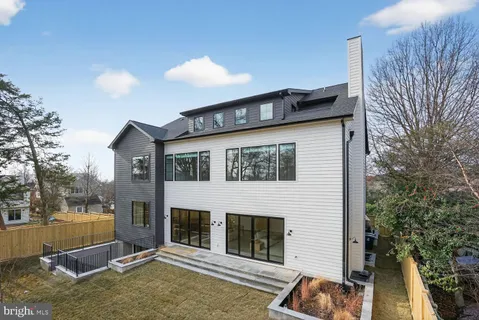 $2,845,000 | 1615 North Wakefield Street, Arlington, VA 22207