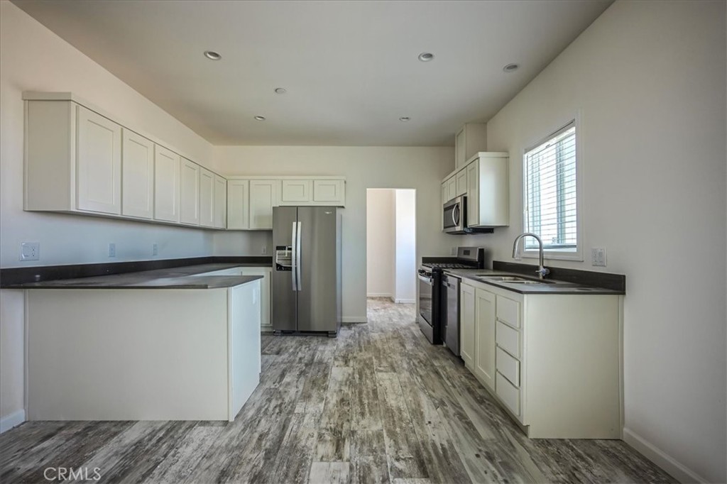 12076 Lager Road Phelan, CA 92371 - Photo 8 of 30