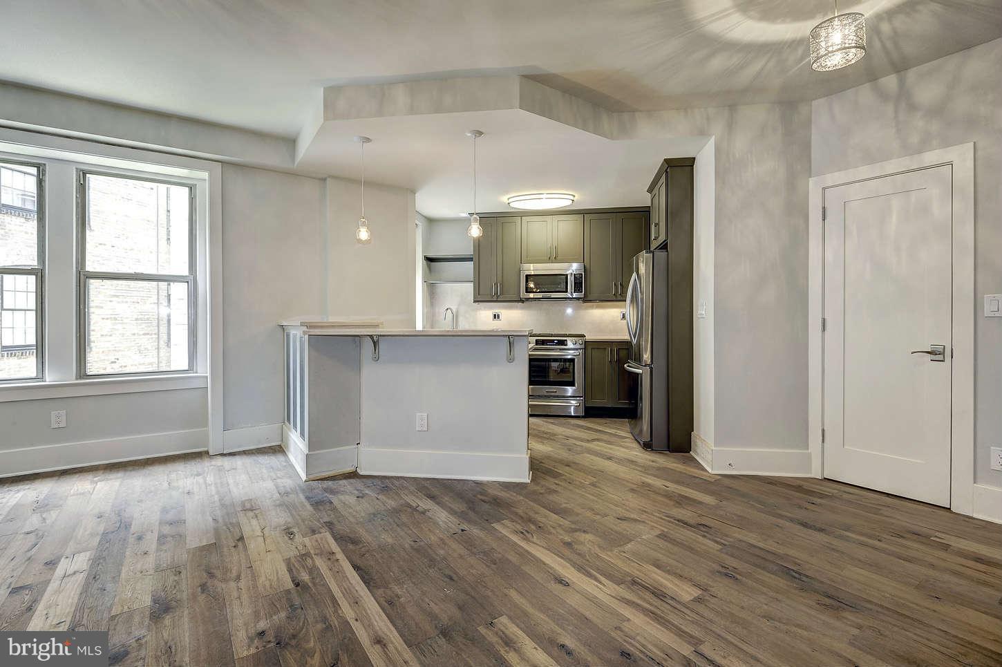 1910 Kalorama Road Northwest, Unit 205 Washington, DC 20009 - Photo 4 of 14 Kitchen