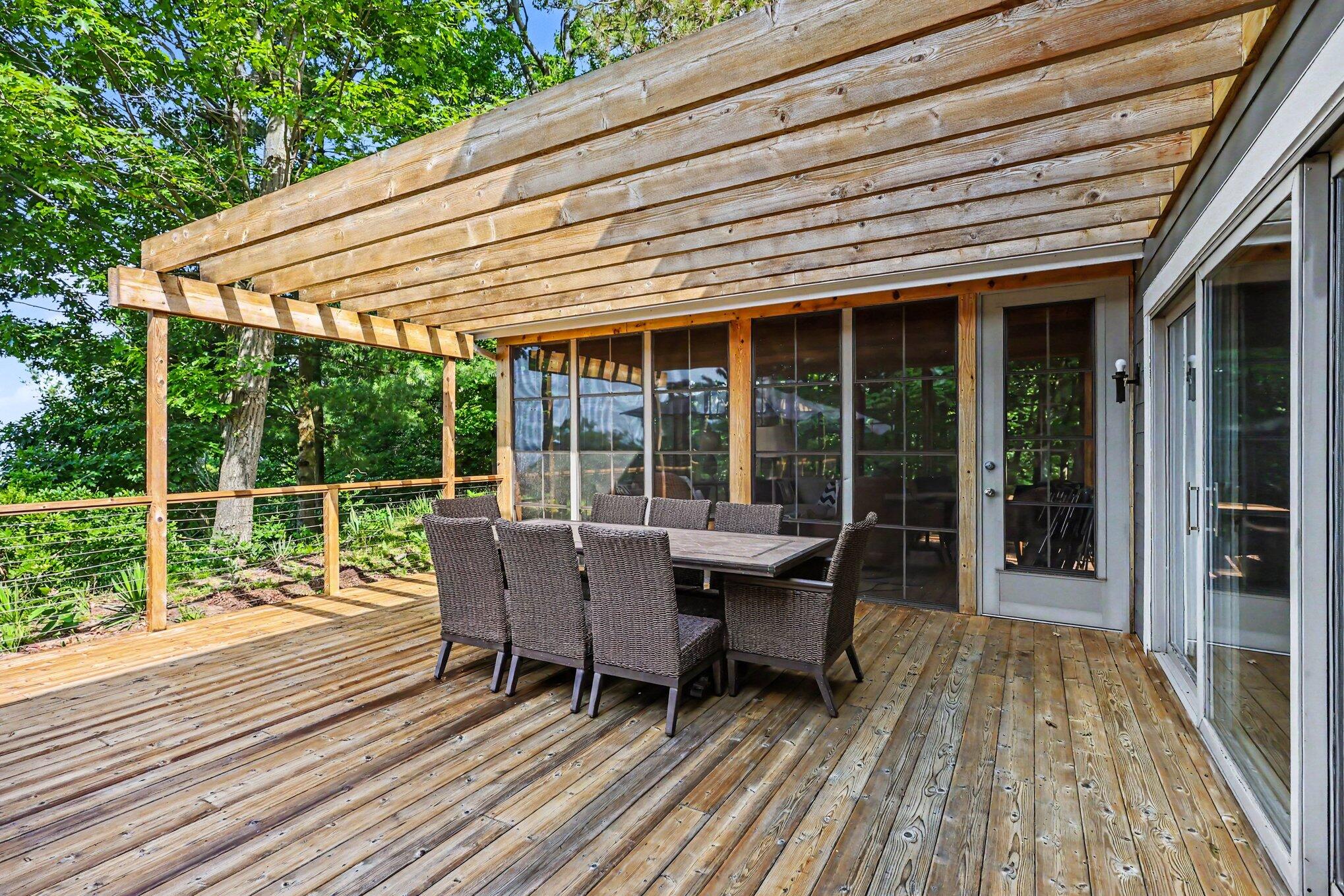 18240 North Shore Estates Road Spring Lake, MI 49456 - Photo 20 of 64 Pergola