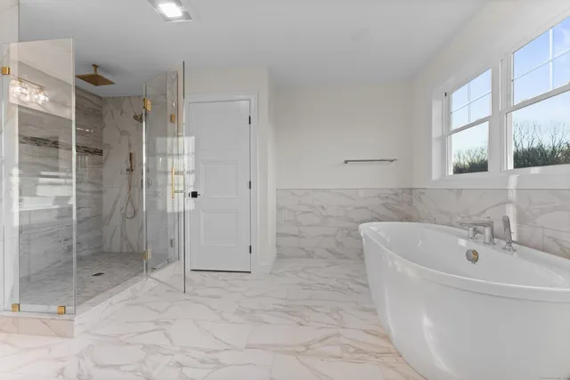 $999,900 | 3 Taylor Road, Colchester, CT 06415