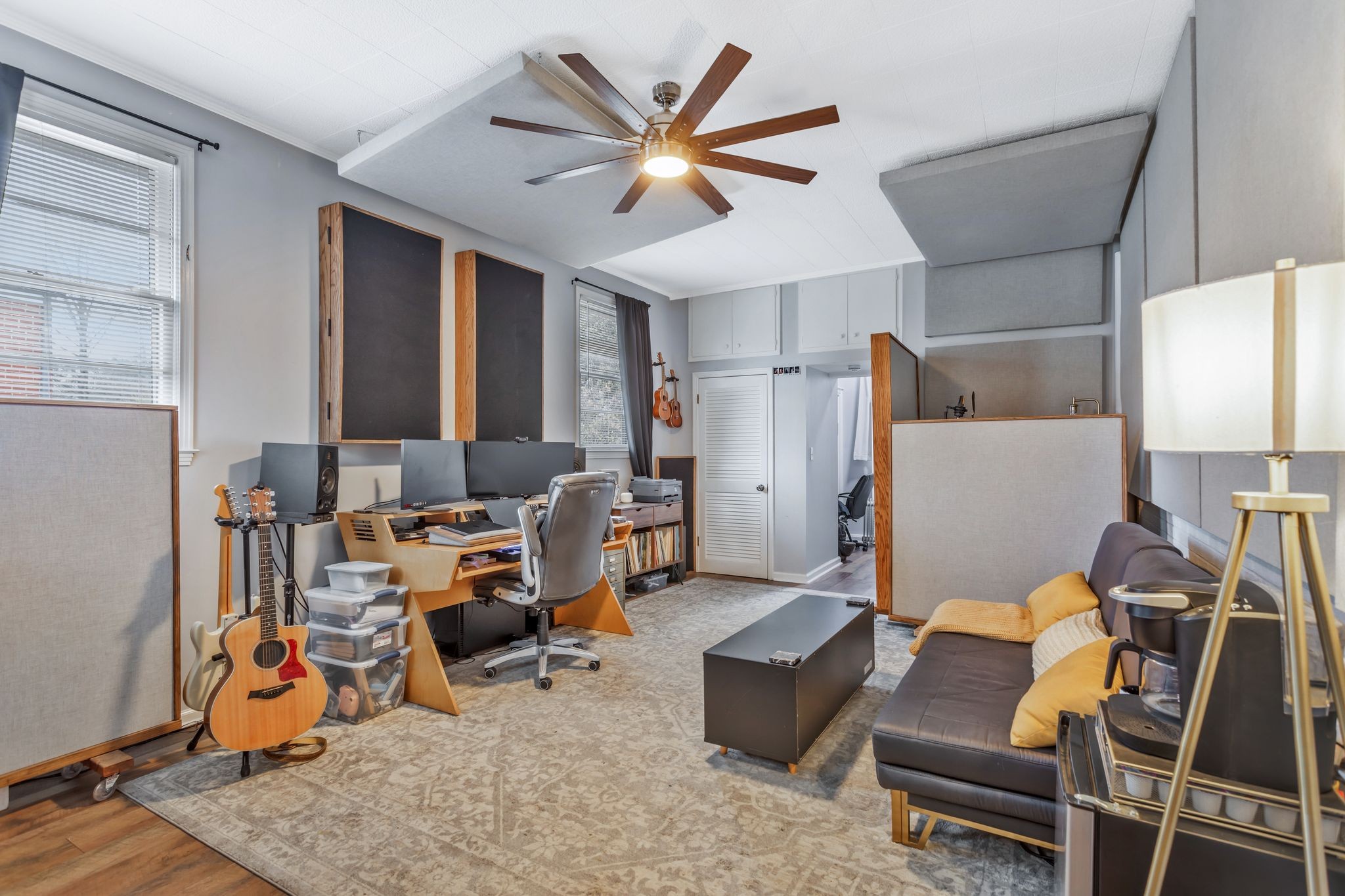 124 North Laurel Circle Columbia, TN 38401 - Photo 17 of 40 a room with furniture and a ceiling fan