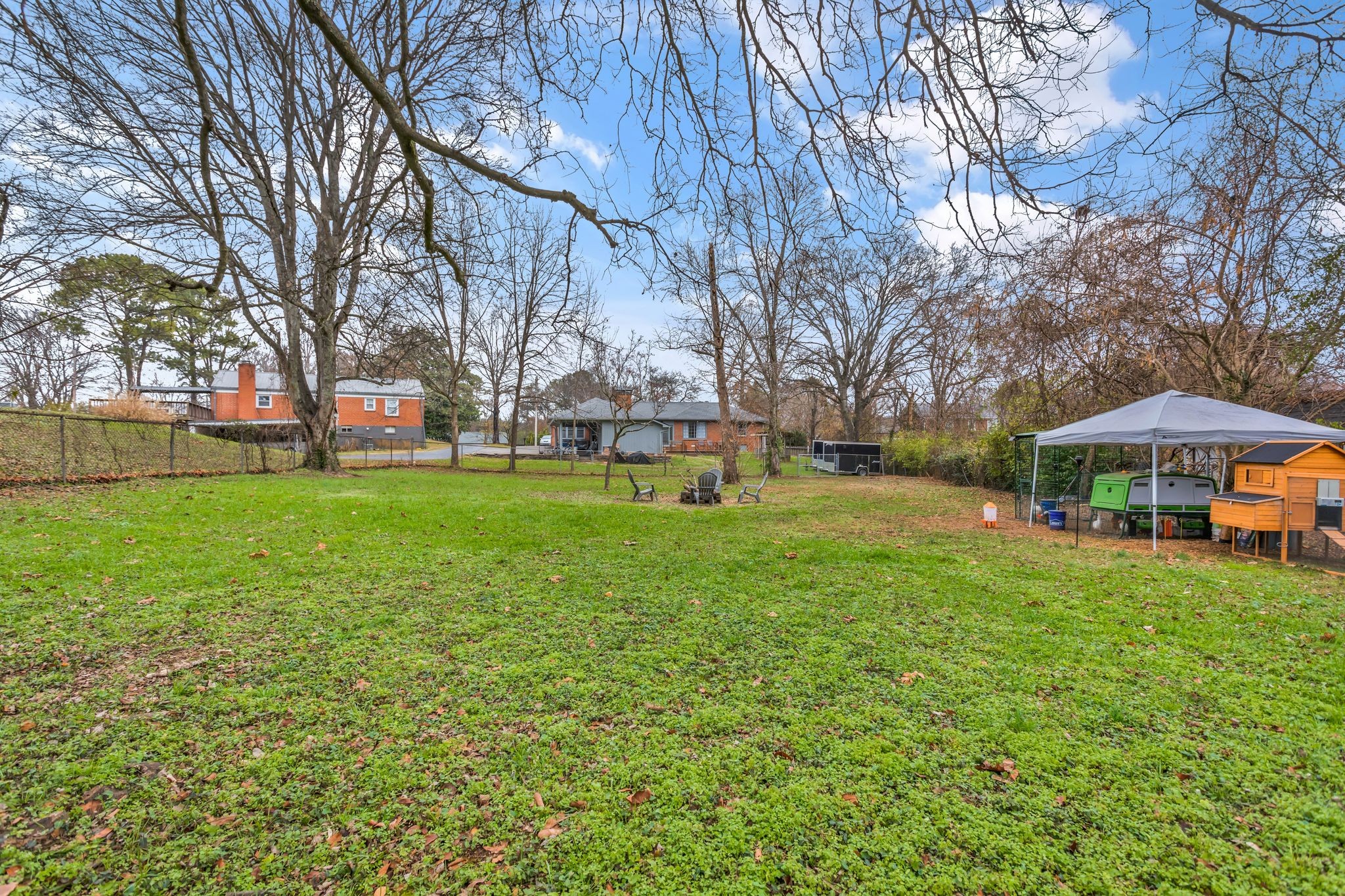 124 North Laurel Circle Columbia, TN 38401 - Photo 39 of 40 a view of a house with a yard