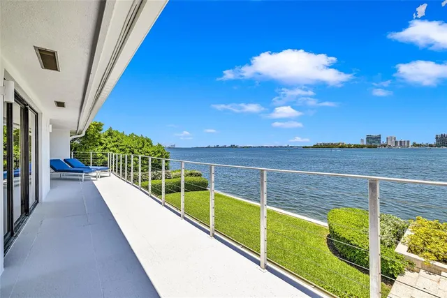 $10,000,000 | 1290 Northeast 83rd Street, Miami, FL 33138
