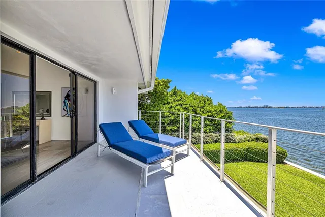 $10,000,000 | 1290 Northeast 83rd Street, Miami, FL 33138