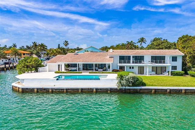 $10,000,000 | 1290 Northeast 83rd Street, Miami, FL 33138