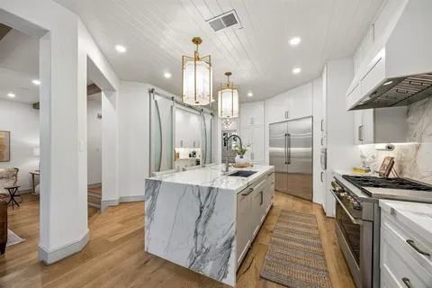 $2,250,000 | 1109 Pecan Hollow Trail, McKinney, TX 75072