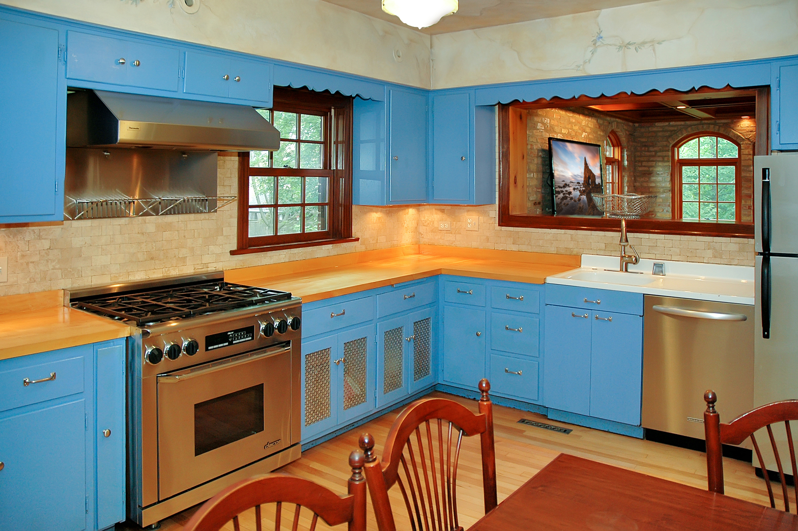 227 Church Road Winnetka, IL 60093 - Photo 13 of 31