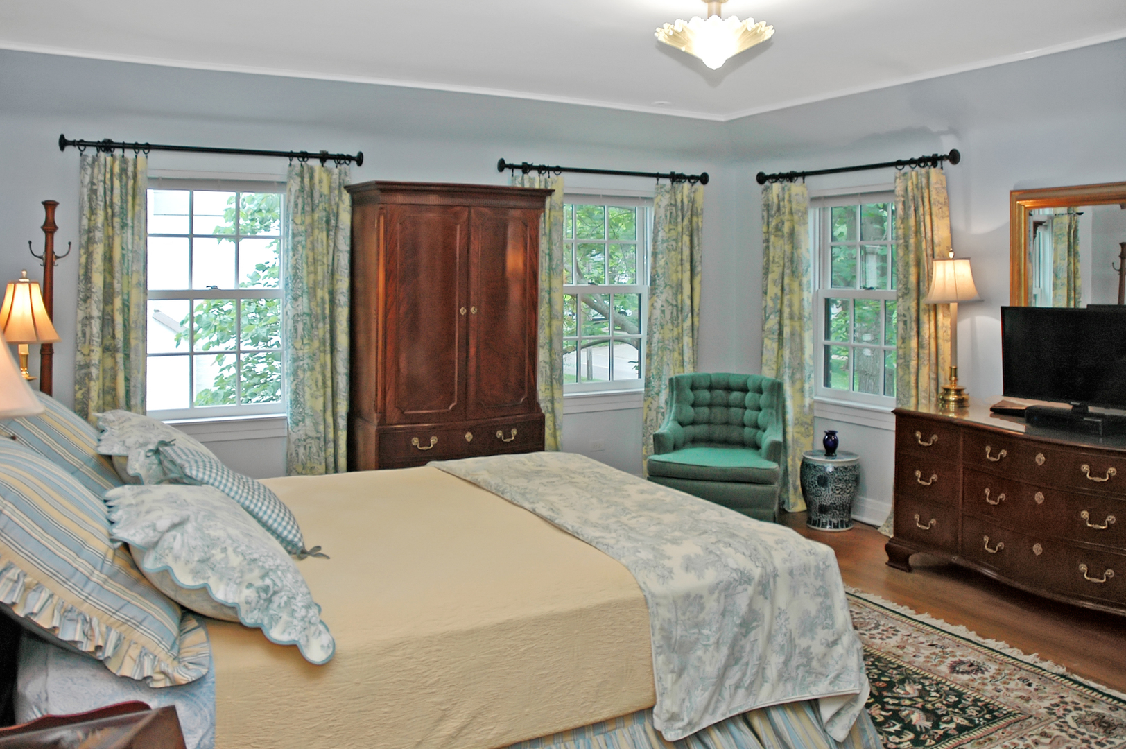 227 Church Road Winnetka, IL 60093 - Photo 17 of 31