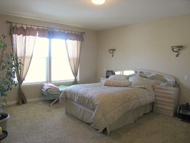 3514 East Deer Road Mead, WA 99021 - Photo 2 of 9