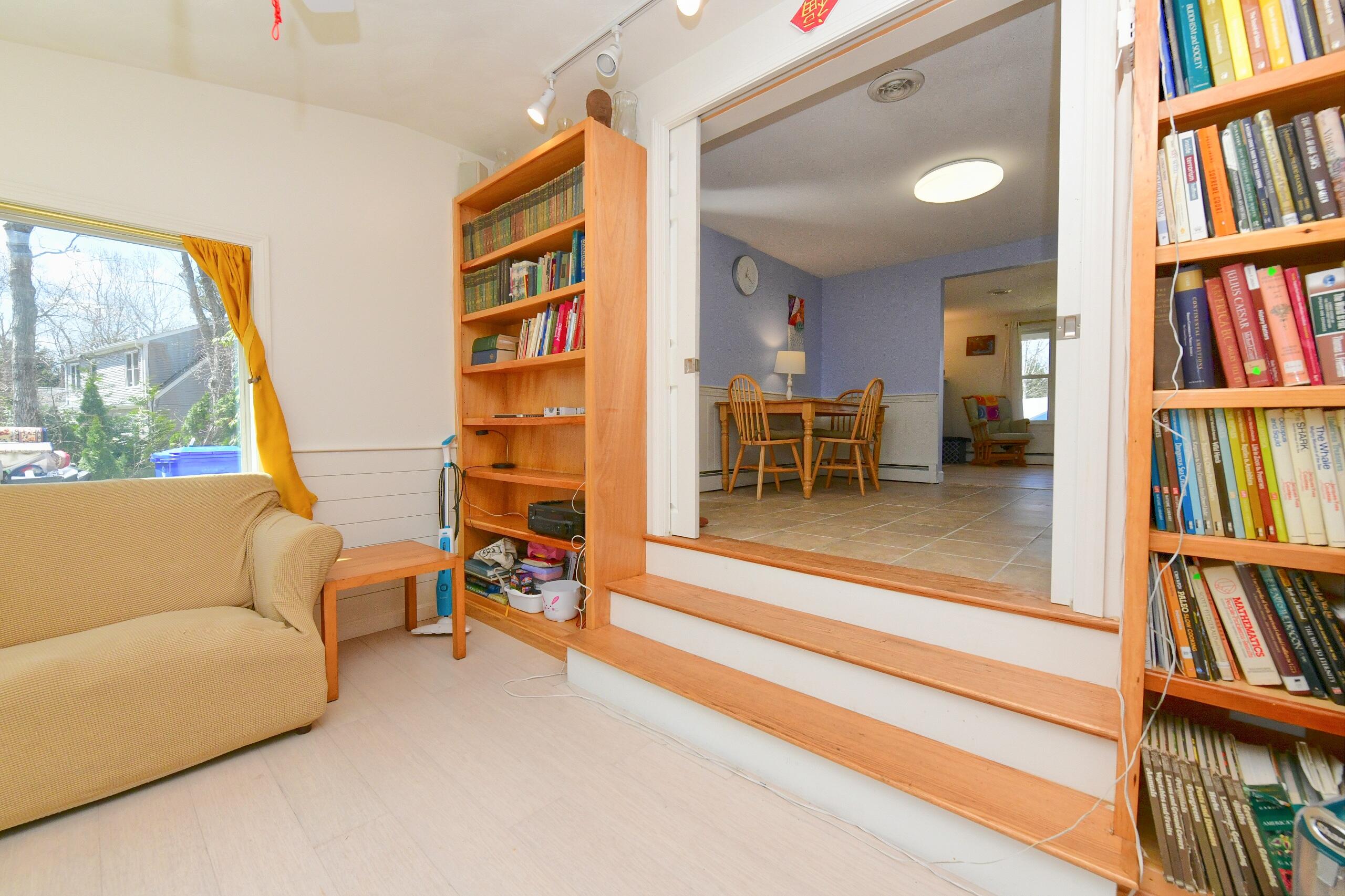 24 Lakewood Road Sagamore Beach, MA 02562 - Photo 12 of 44 2026-04-21-22-26-49-248