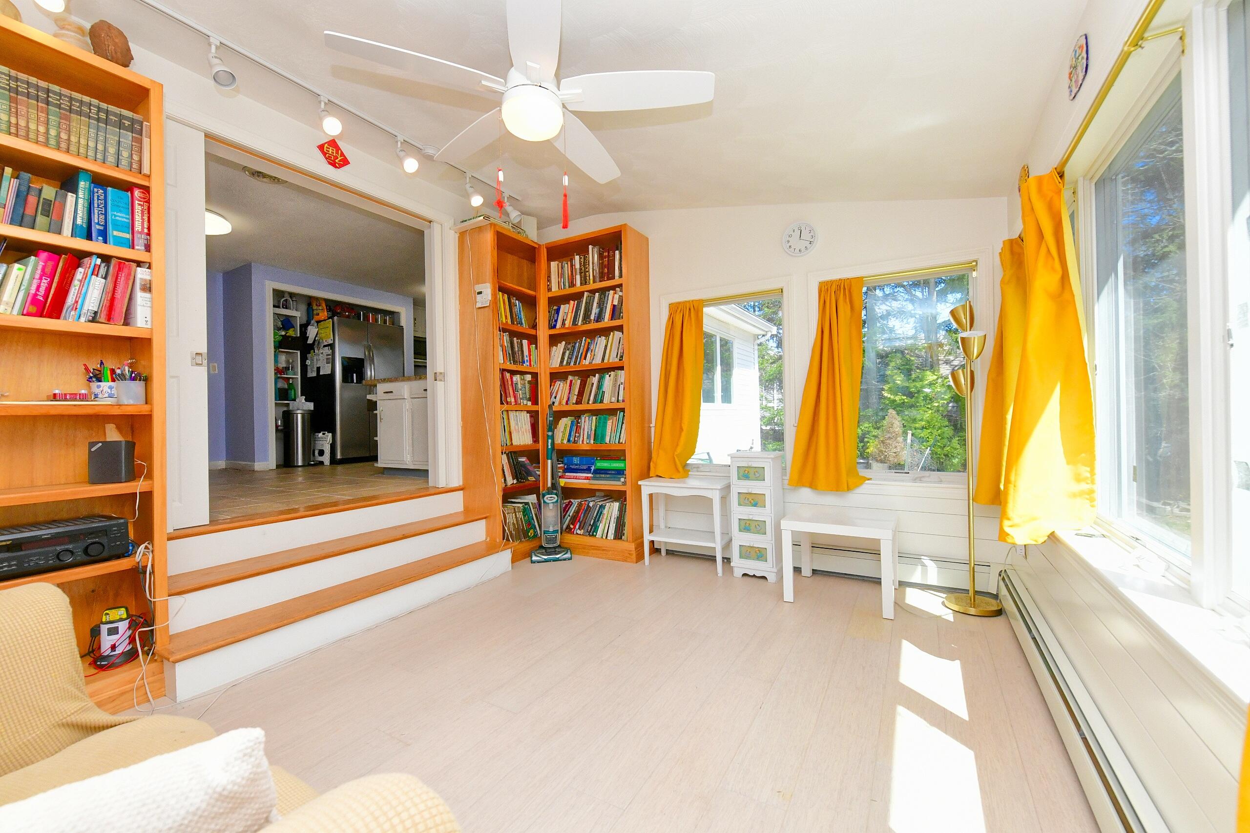 24 Lakewood Road Sagamore Beach, MA 02562 - Photo 13 of 44 2026-04-21-22-26-01-103