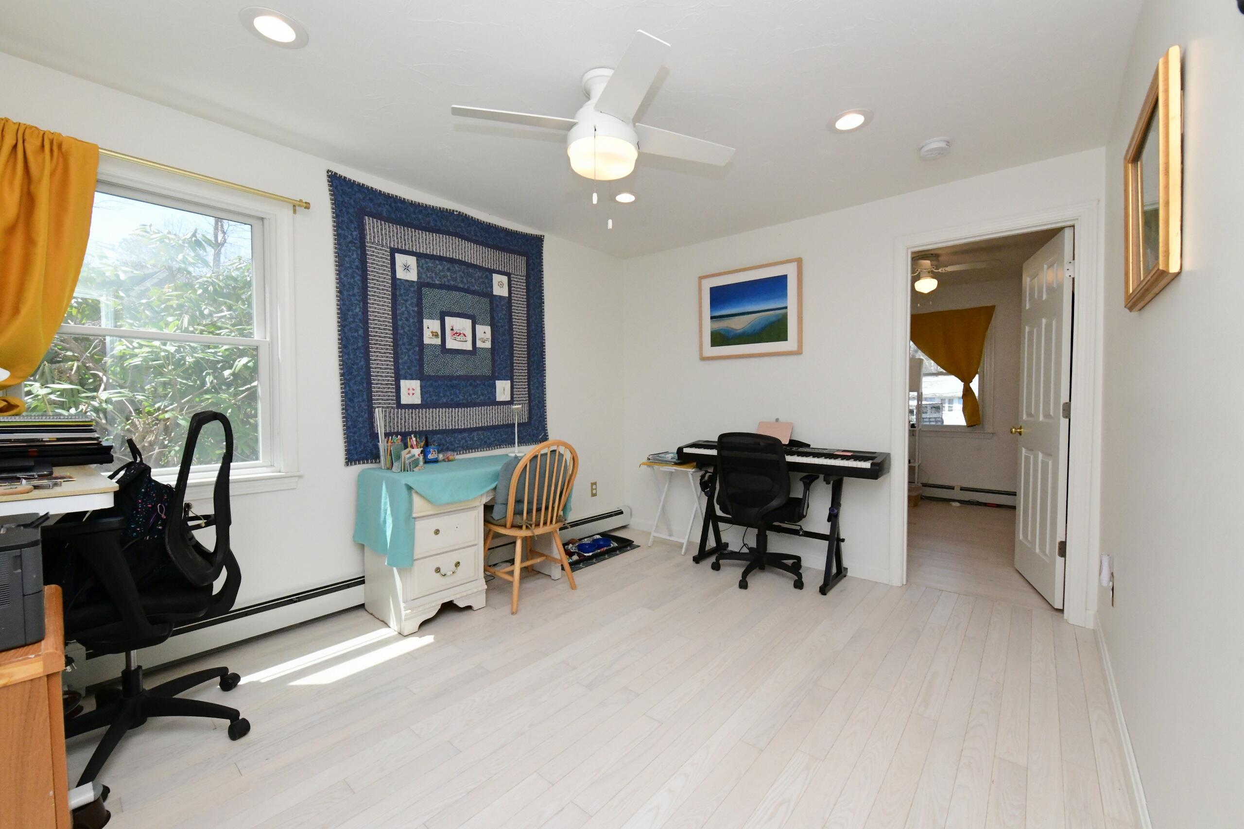 24 Lakewood Road Sagamore Beach, MA 02562 - Photo 17 of 44 2026-04-21-22-19-33-768