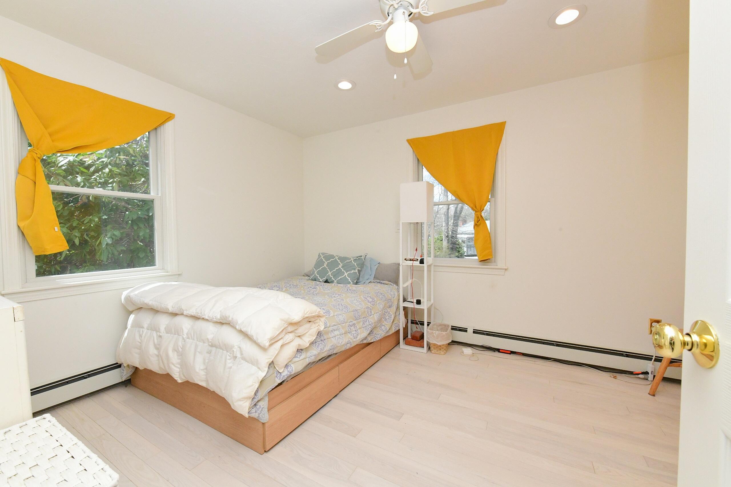 24 Lakewood Road Sagamore Beach, MA 02562 - Photo 20 of 44 2026-04-21-22-16-49-764