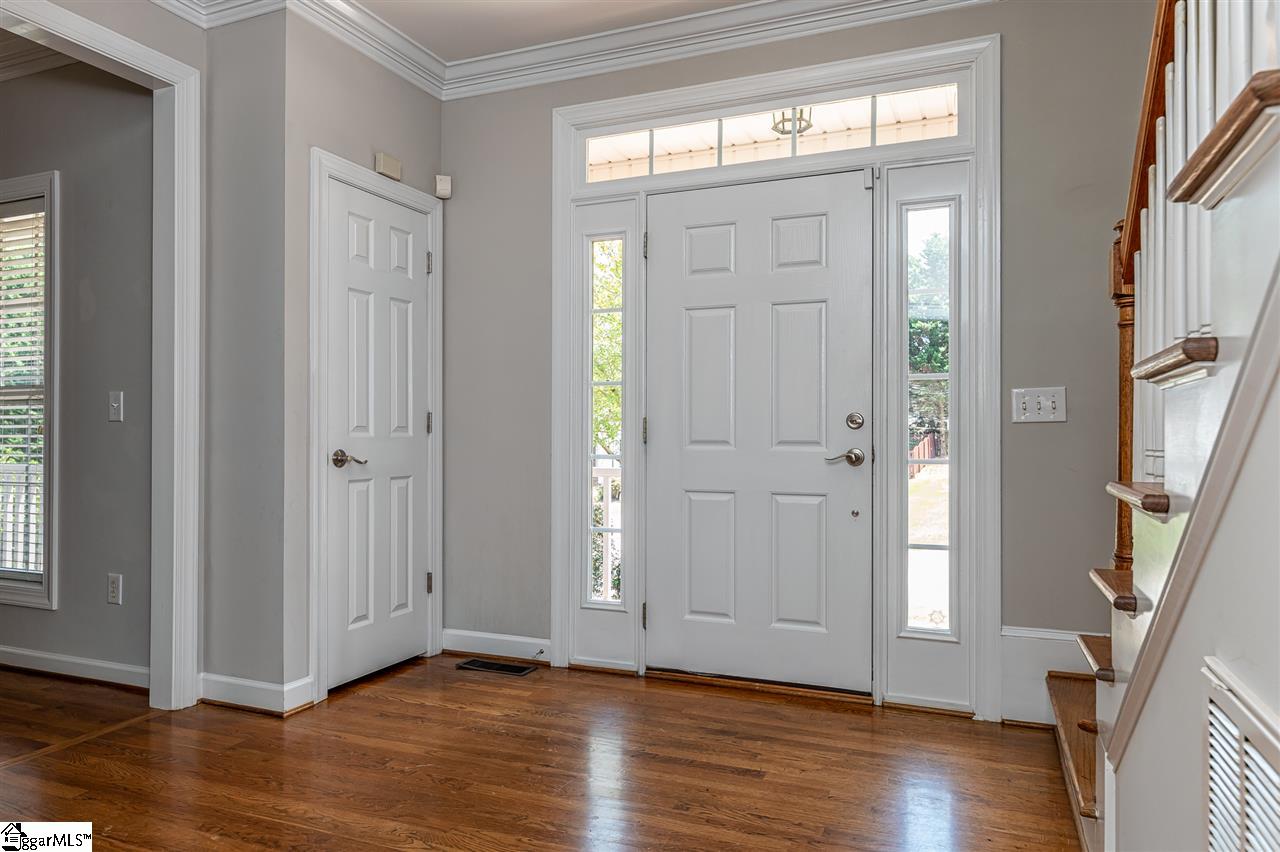 7 East Spindletree Way Greer, SC 29650 - Photo 3 of 36 Gallery Image 3