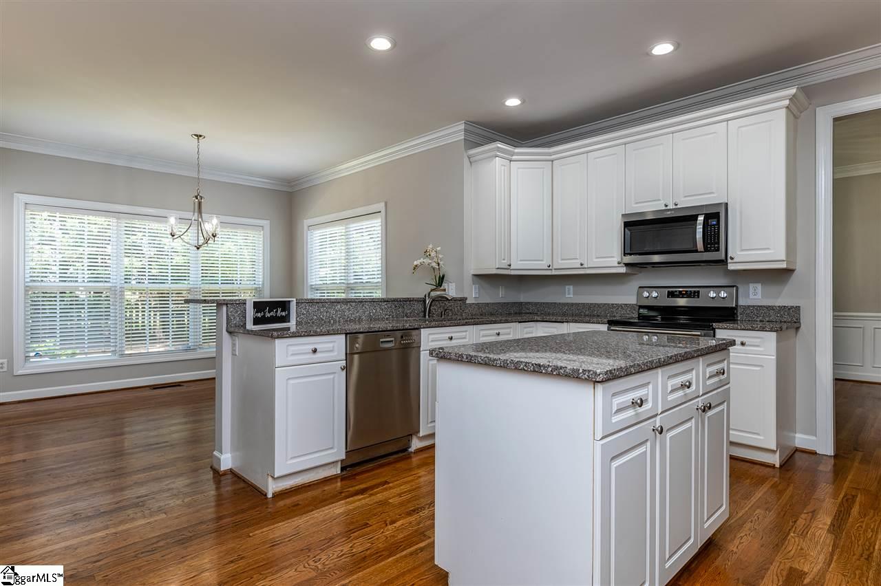 7 East Spindletree Way Greer, SC 29650 - Photo 8 of 36 Gallery Image 8