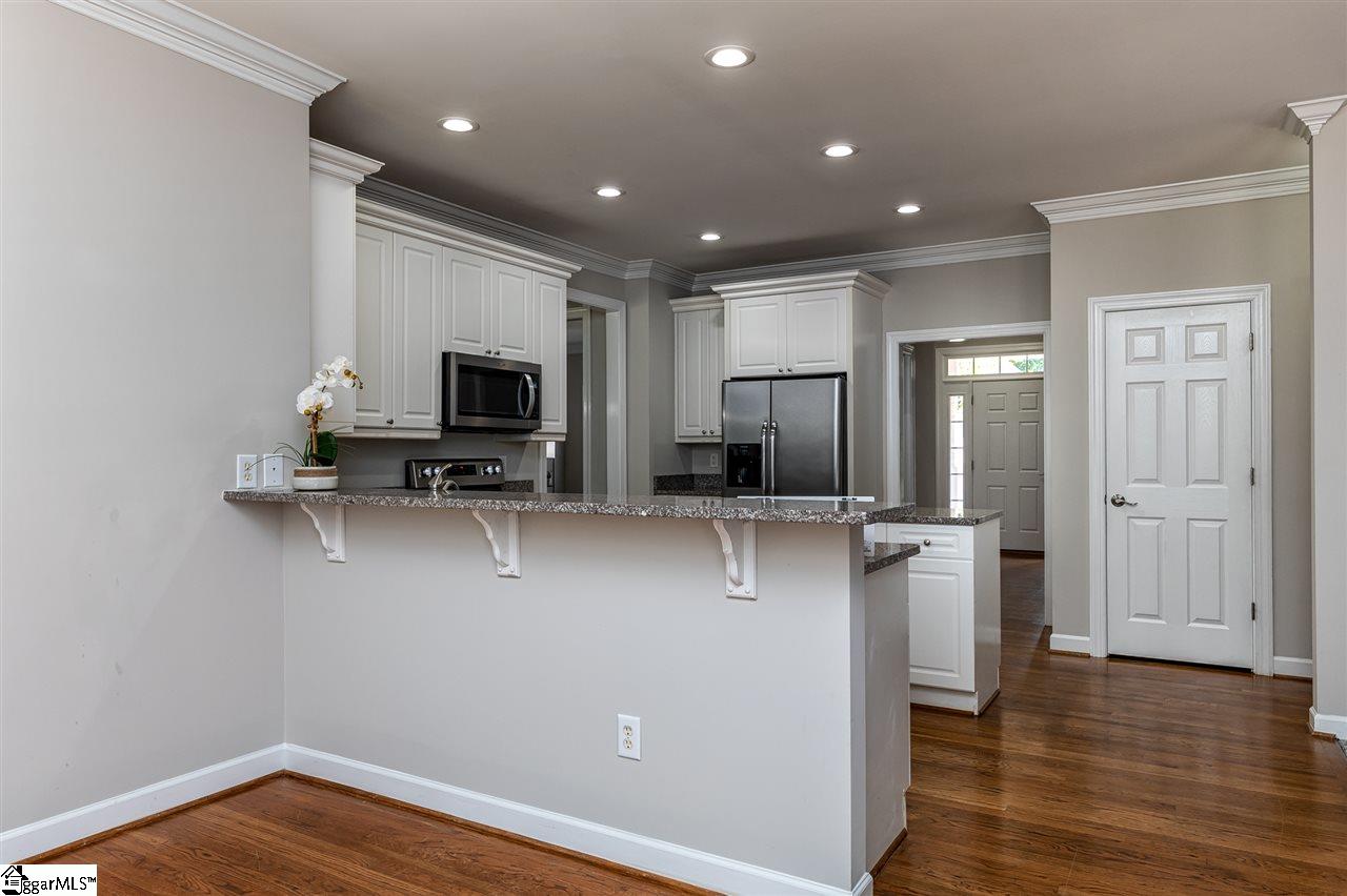 7 East Spindletree Way Greer, SC 29650 - Photo 9 of 36 Gallery Image 9
