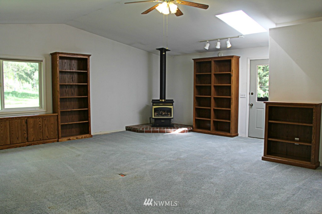 374 Kline Road Bellingham, WA 98226 - Photo 16 of 25