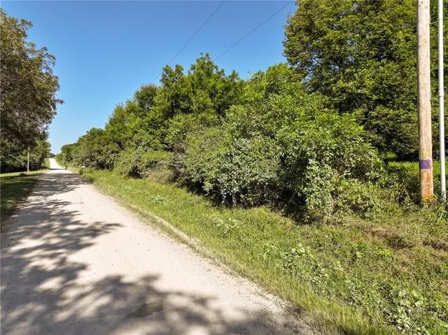 $849,000 | 24008 East 205th Street, Pleasant Hill, MO 64080