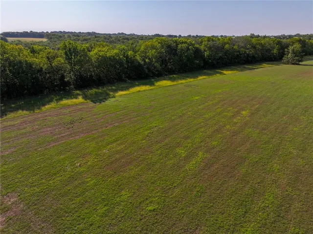 $849,000 | 24008 East 205th Street, Pleasant Hill, MO 64080