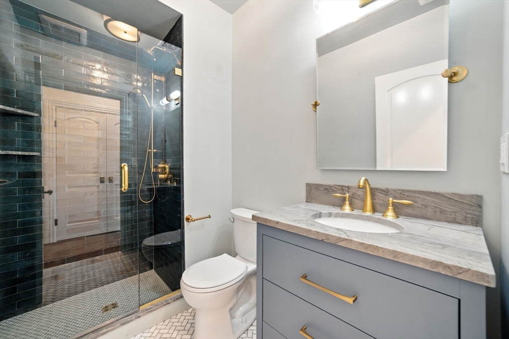 197 Winchester Street, Unit 1 Brookline, MA 02446 - Photo 20 of 42