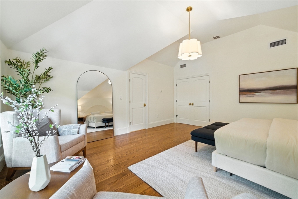 197 Winchester Street, Unit 1 Brookline, MA 02446 - Photo 31 of 42